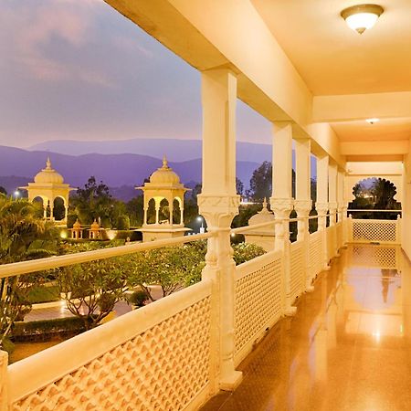 Club Mahindra Udaipur Hotell Eksteriør bilde