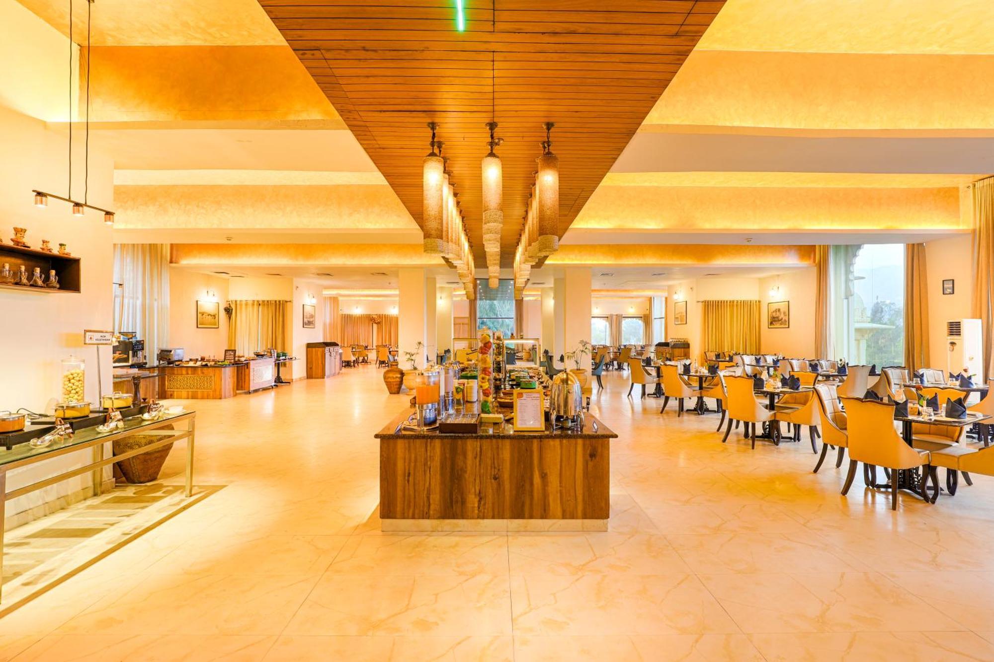 Club Mahindra Udaipur Hotell Eksteriør bilde