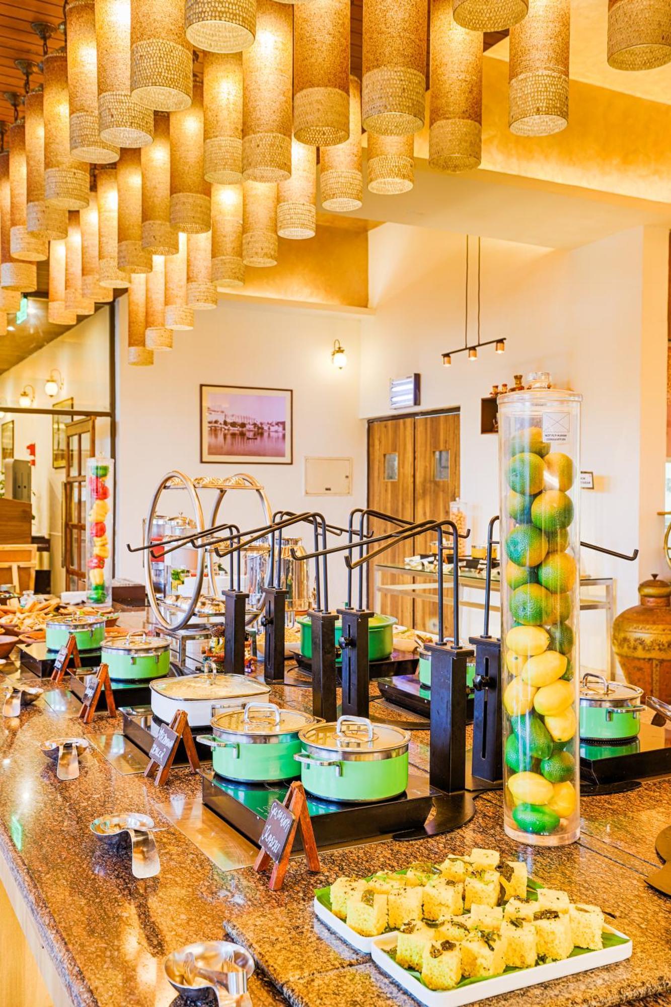 Club Mahindra Udaipur Hotell Eksteriør bilde