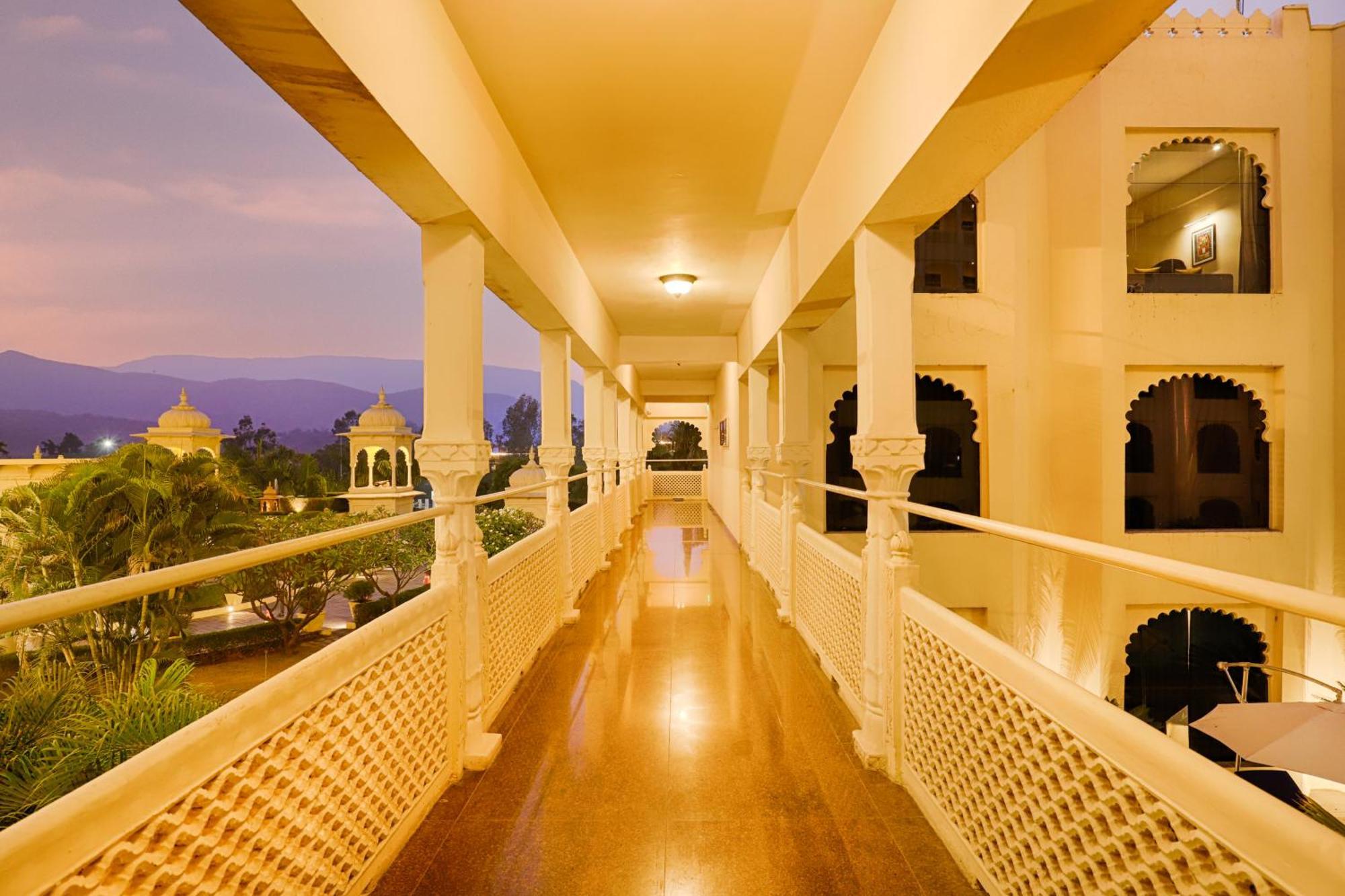 Club Mahindra Udaipur Hotell Eksteriør bilde