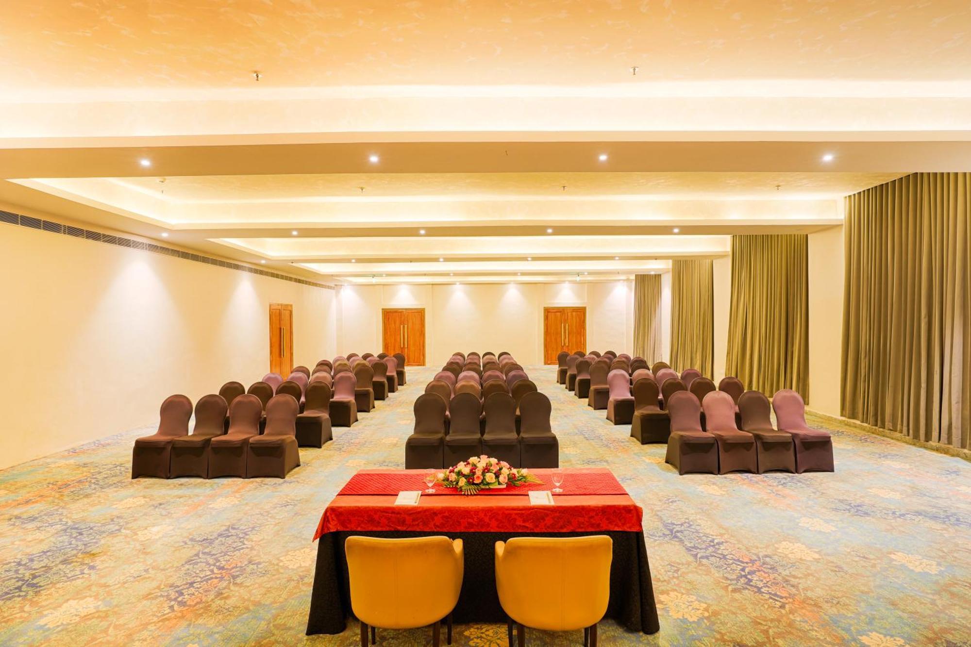 Club Mahindra Udaipur Hotell Eksteriør bilde