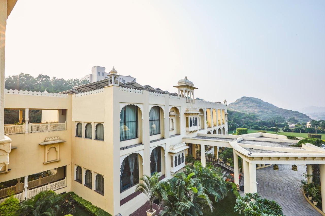 Club Mahindra Udaipur Hotell Eksteriør bilde